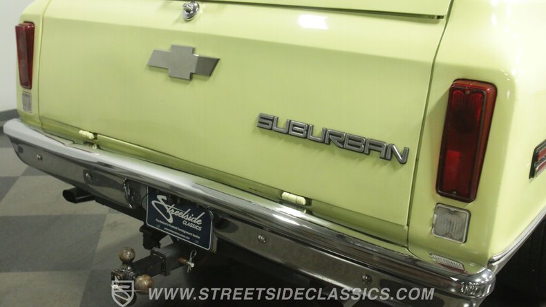 1968 Chevrolet Suburban 27