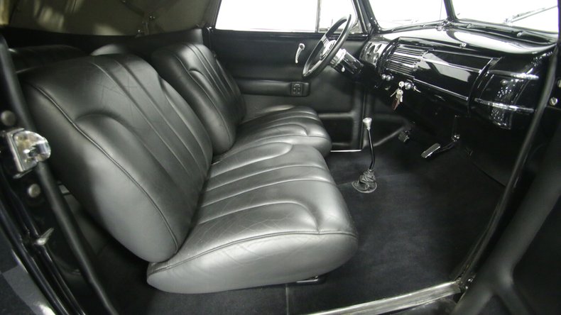 1940 Ford Deluxe 52