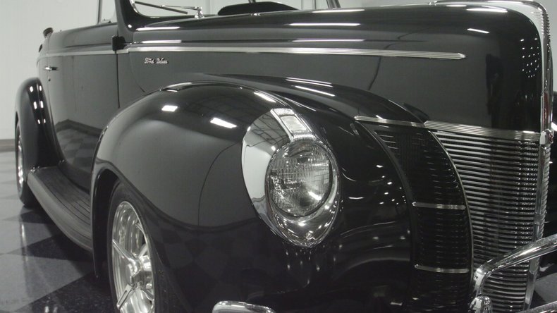 1940 Ford Deluxe 64