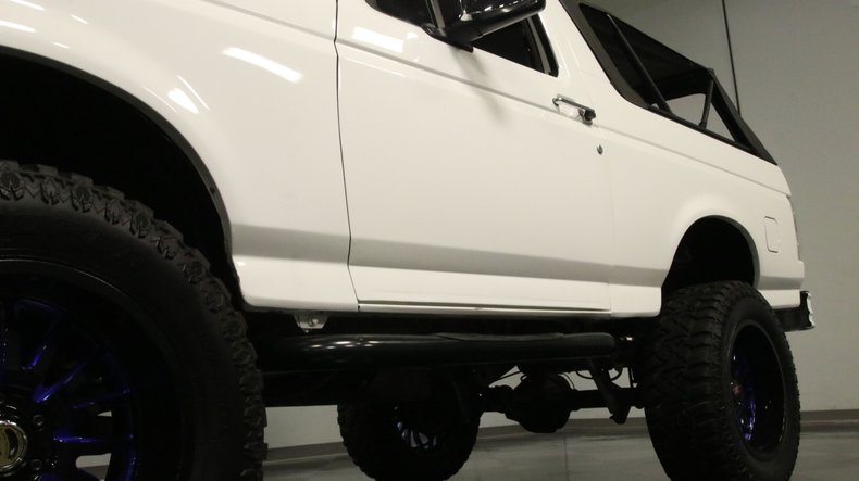 1996 Ford Bronco 19