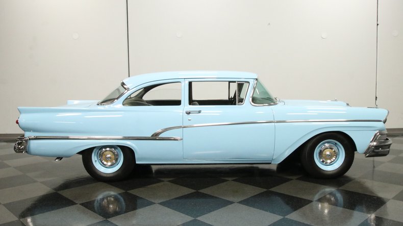 1958 Ford Custom 12
