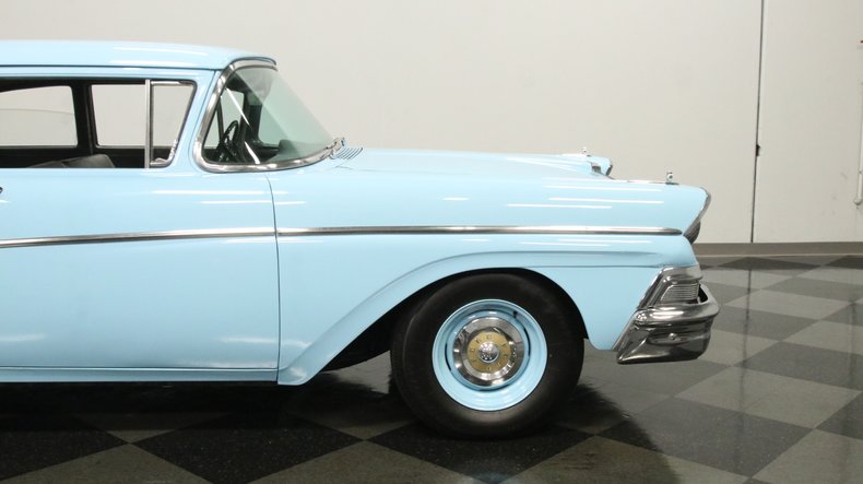1958 Ford Custom 27