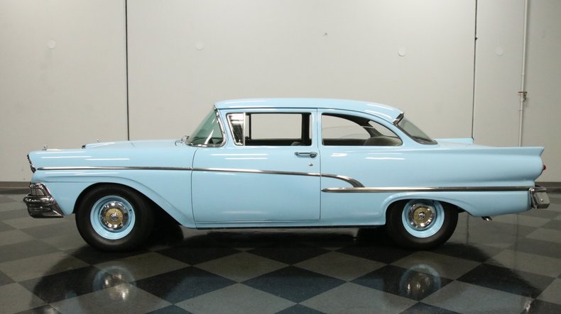 1958 Ford Custom 2