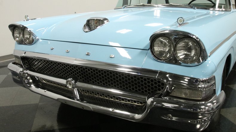 1958 Ford Custom 18