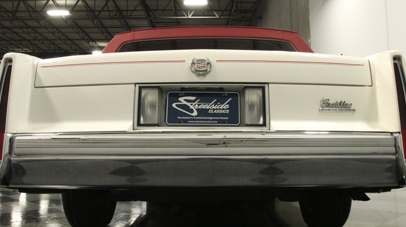 1990 Cadillac Sedan DeVille 70