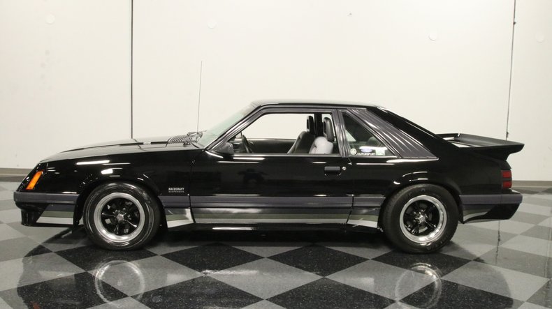 1986 Ford Mustang 2