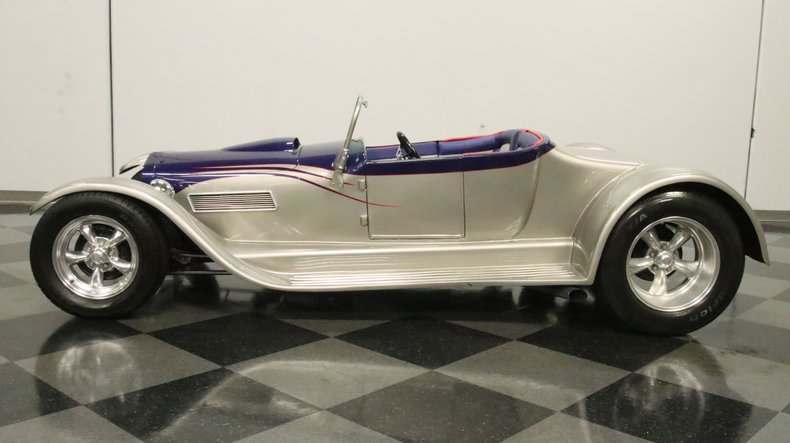 1929 Ford Roadster 2