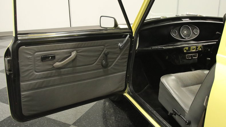 1970 Austin Mini 32