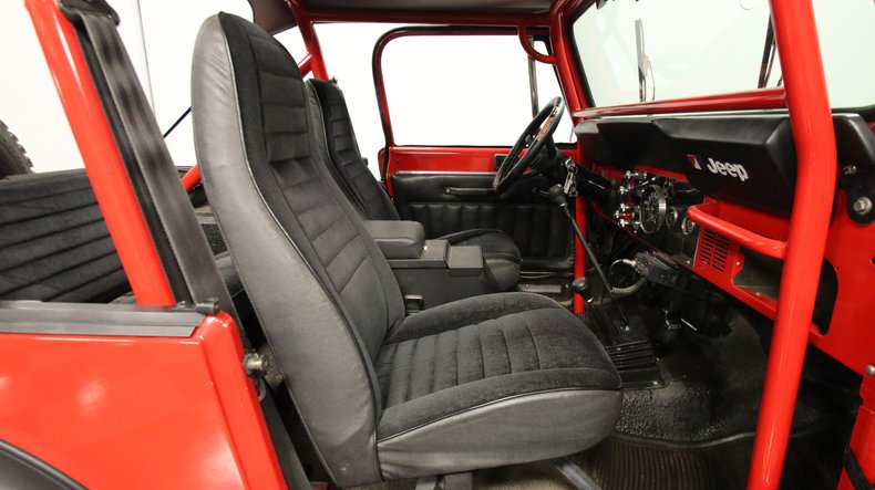 1986 Jeep CJ7 43