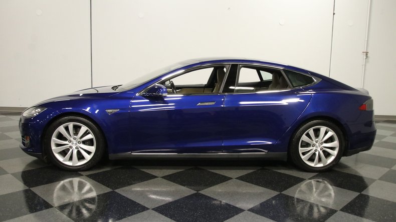 2015 Tesla Model S 2