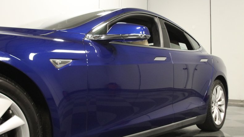 2015 Tesla Model S 85D 19
