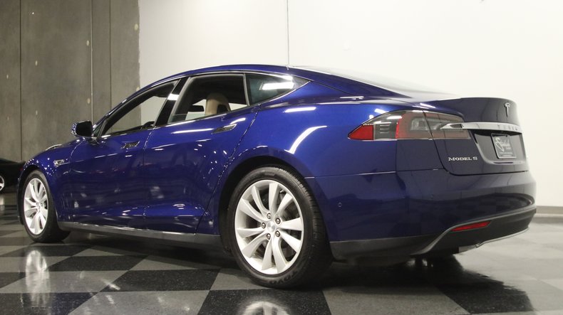 2015 Tesla Model S 85D 22