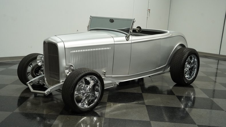 1932 Ford Roadster 5