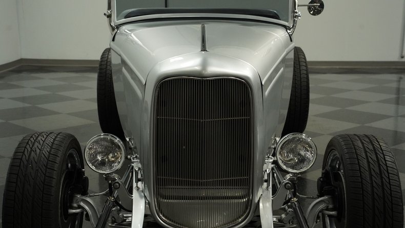 1932 Ford Roadster 59