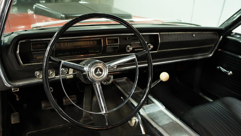 1967 Dodge Coronet 32
