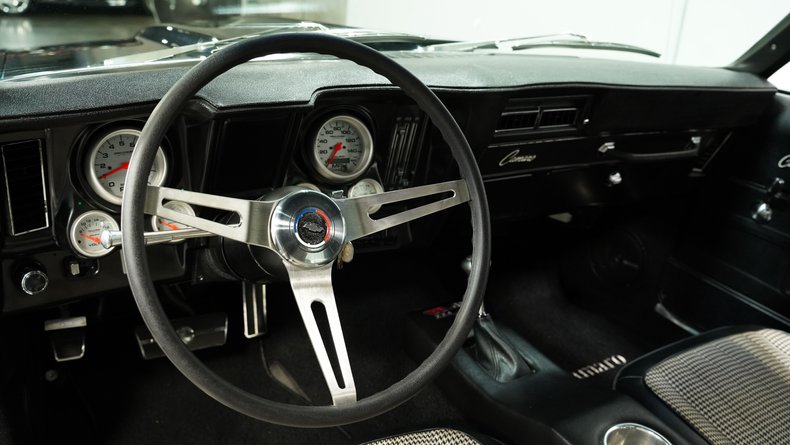 1969 Chevrolet Camaro 33