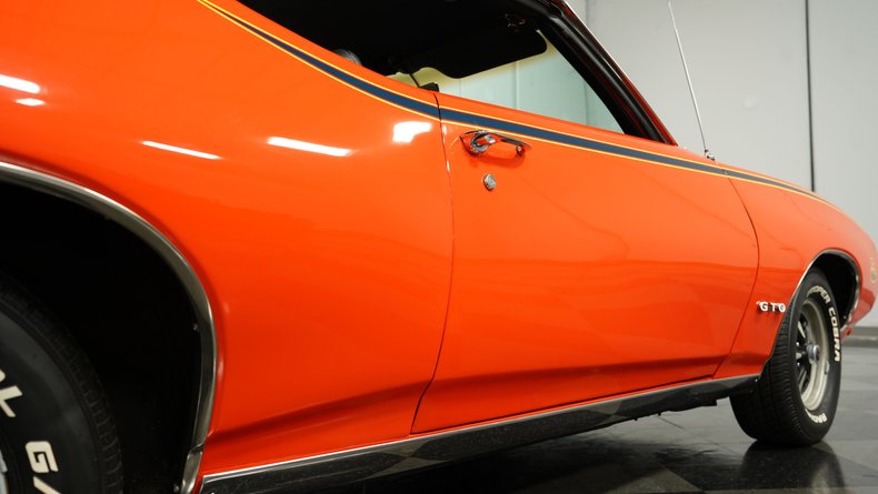 1969 Pontiac GTO 24