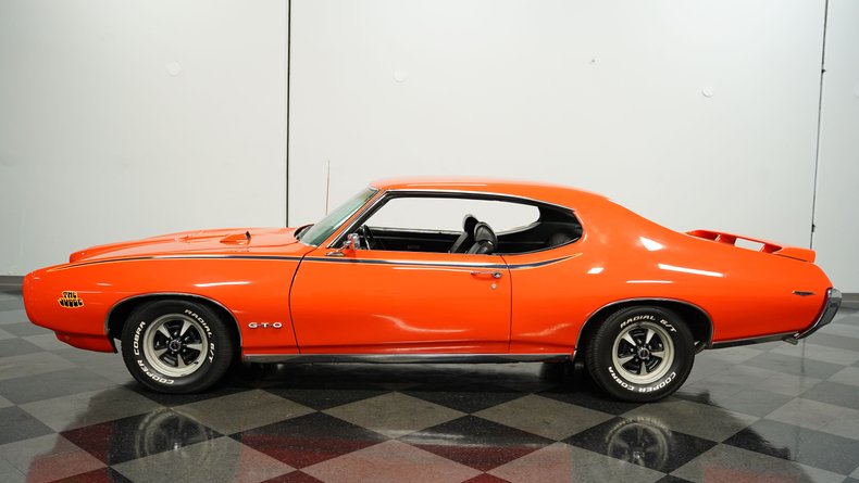 1969 Pontiac GTO 2