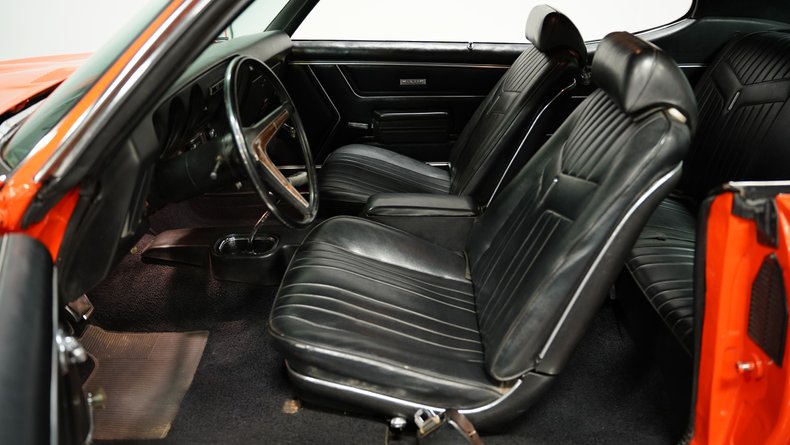1969 Pontiac GTO 4