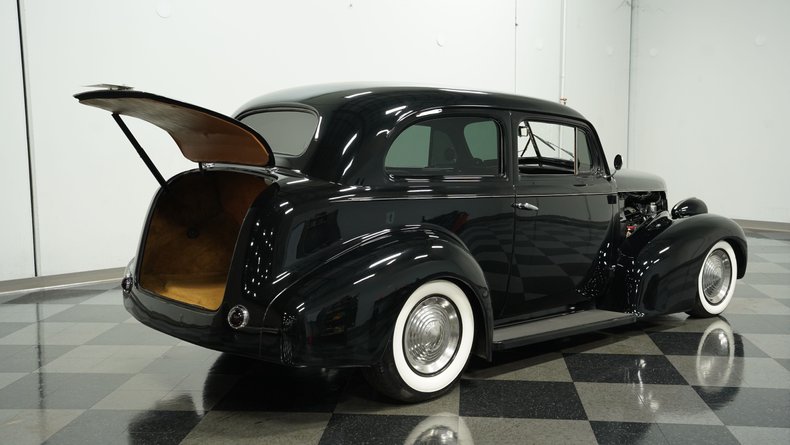 1939 Pontiac Deluxe 46