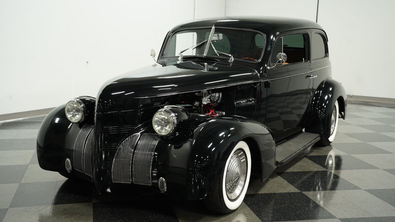 1939 Pontiac Deluxe 15