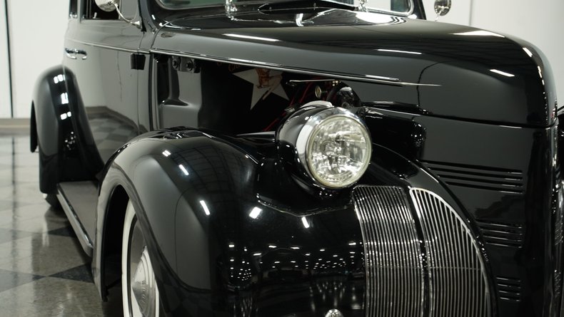 1939 Pontiac Deluxe 60