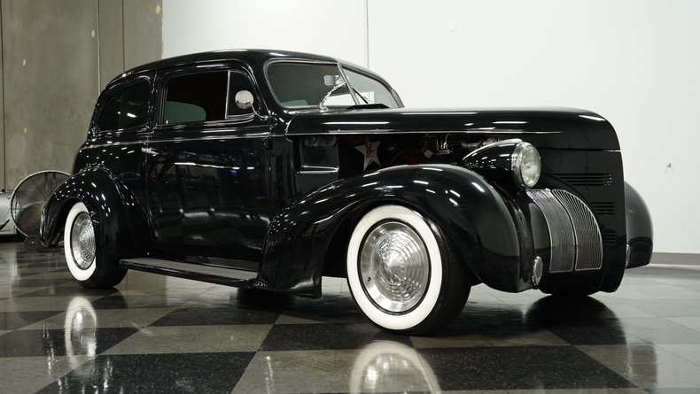 1939 Pontiac Deluxe 27