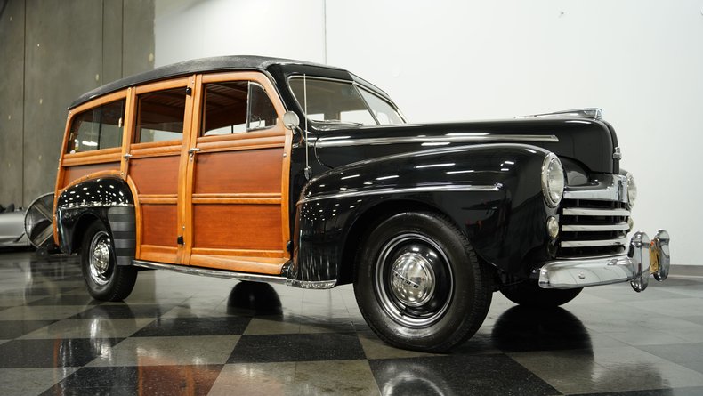 1948 Ford Super Deluxe 27