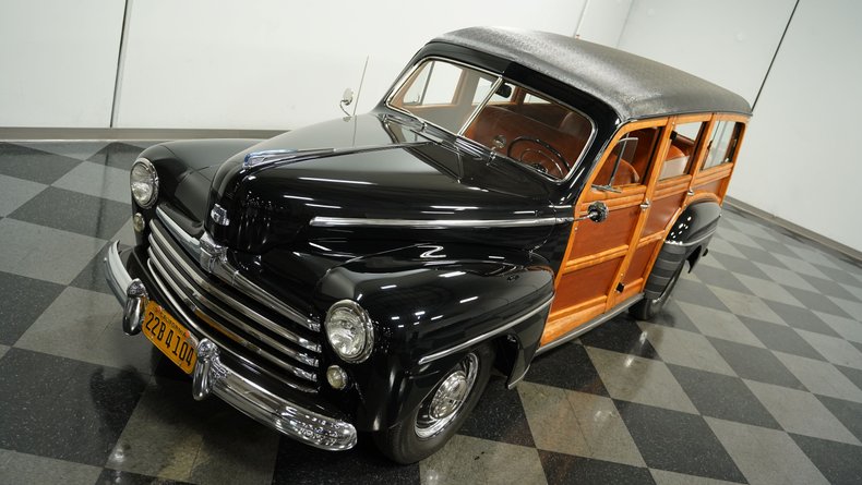 1948 Ford Super Deluxe 16
