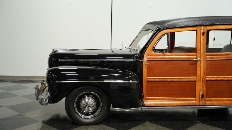 1948 Ford Super Deluxe 19