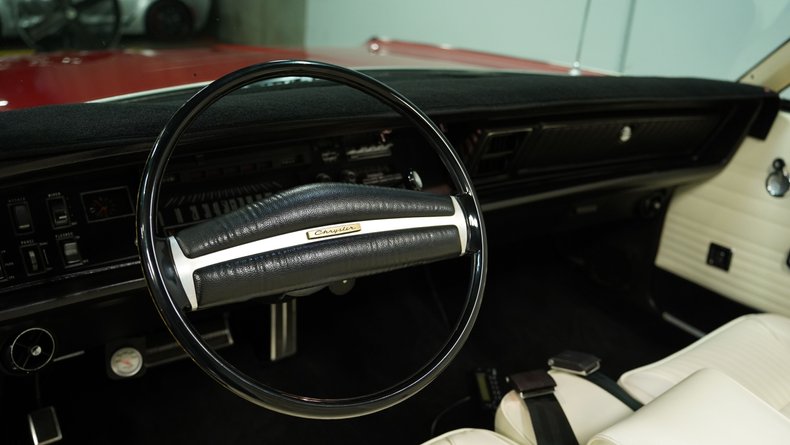 1970 Chrysler 300 24