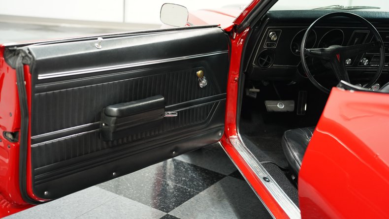 1969 Pontiac Firebird 31
