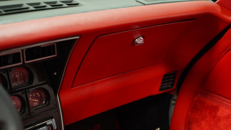 1979 Chevrolet Corvette 35