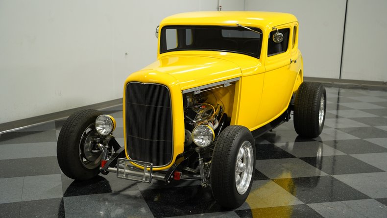 1932 Ford 5-Window 15