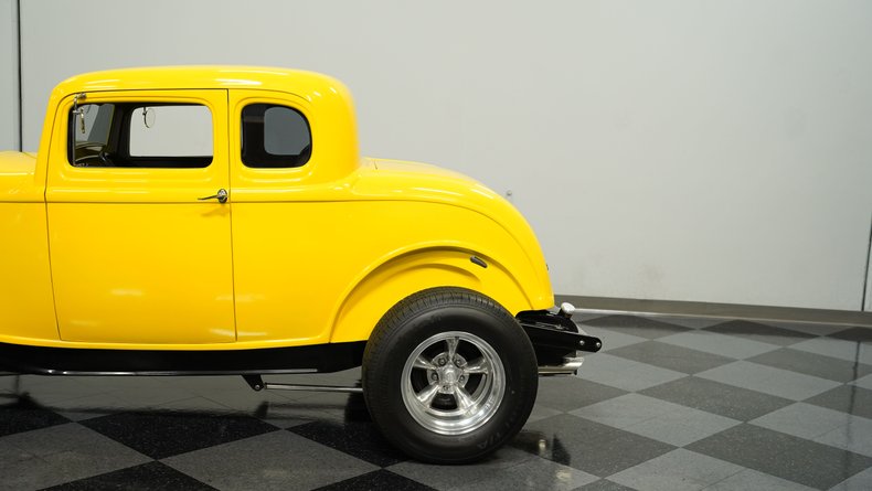 1932 Ford 5-Window 20