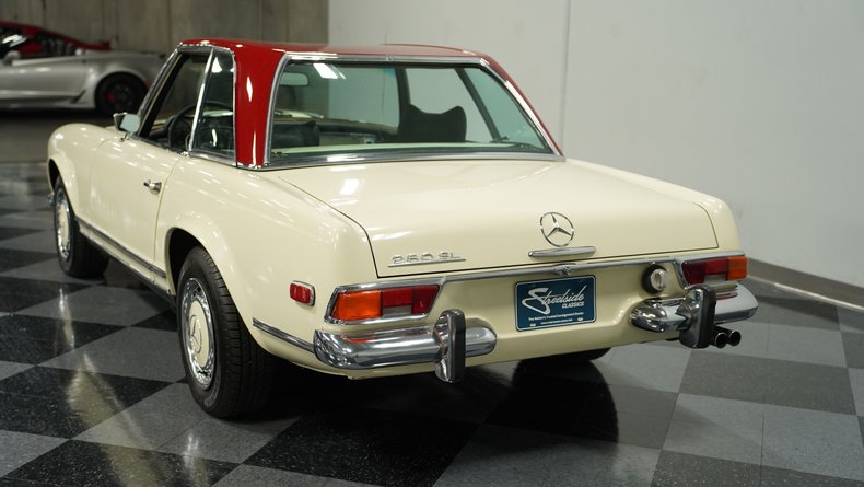 1970 Mercedes-Benz 280SL 7