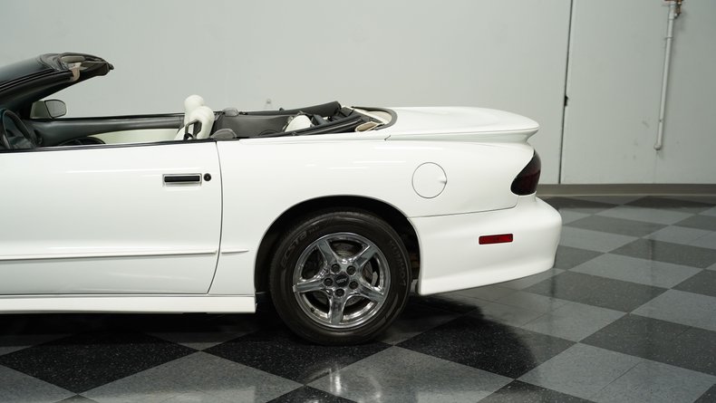 1999 Pontiac Firebird 18