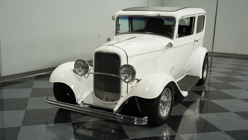1932 Ford Tudor 15