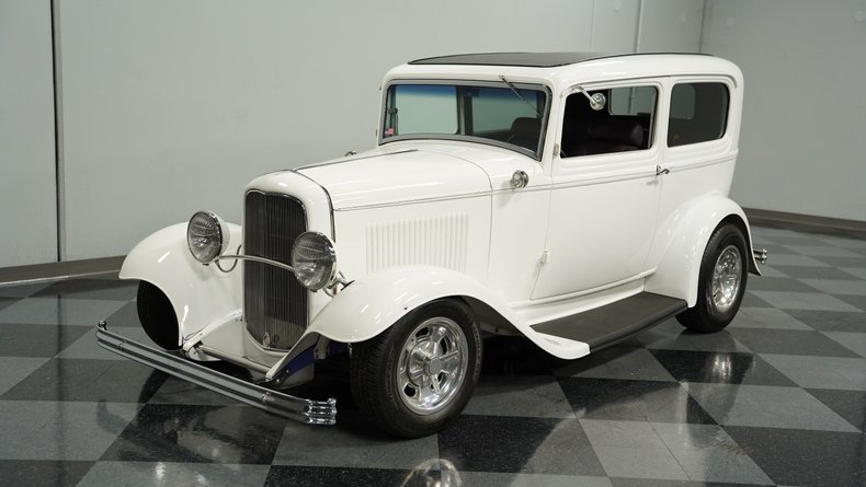 1932 Ford Tudor 5