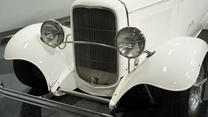 1932 Ford Tudor 17