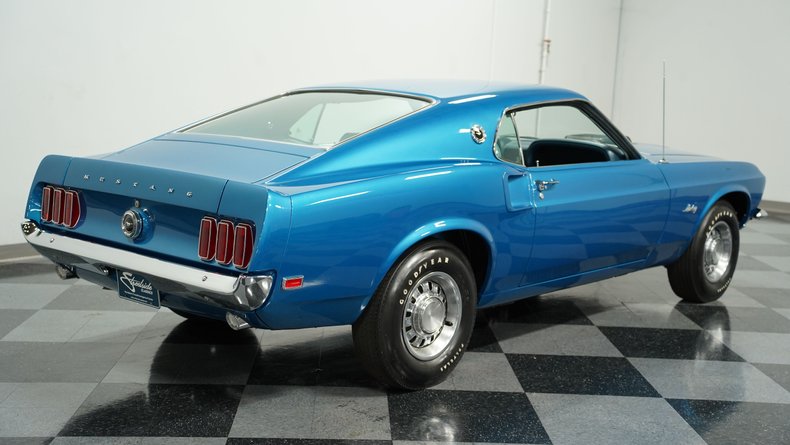 1969 Ford Mustang 10