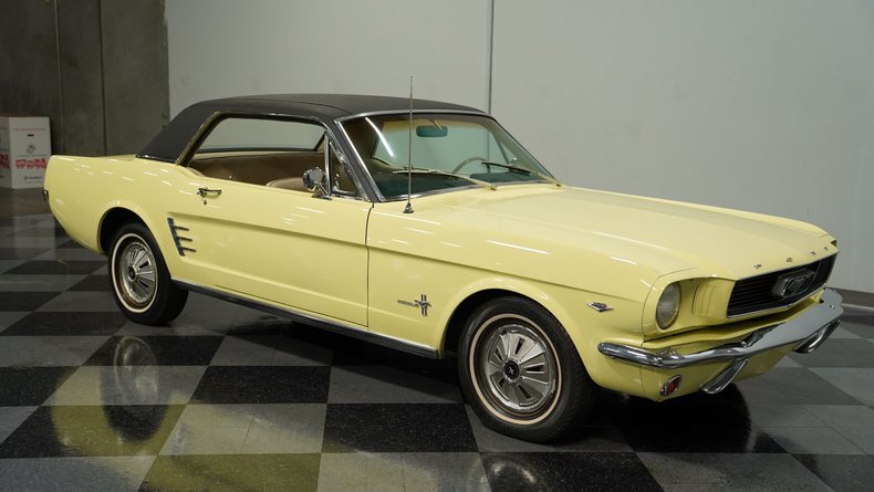 1966 Ford Mustang 12