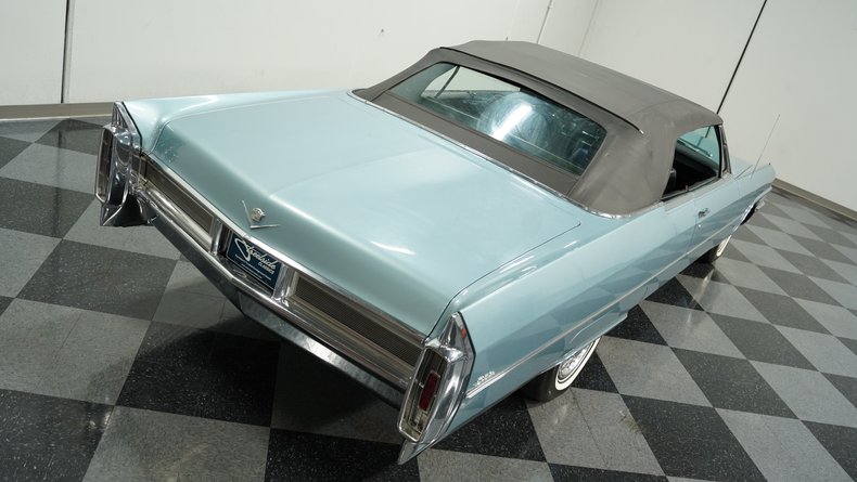 1965 Cadillac DeVille 22