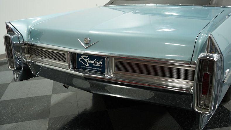 1965 Cadillac DeVille 23
