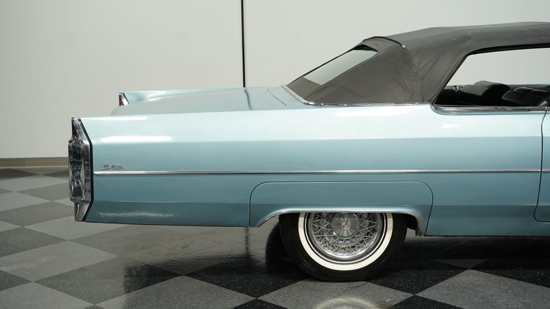 1965 Cadillac DeVille 25