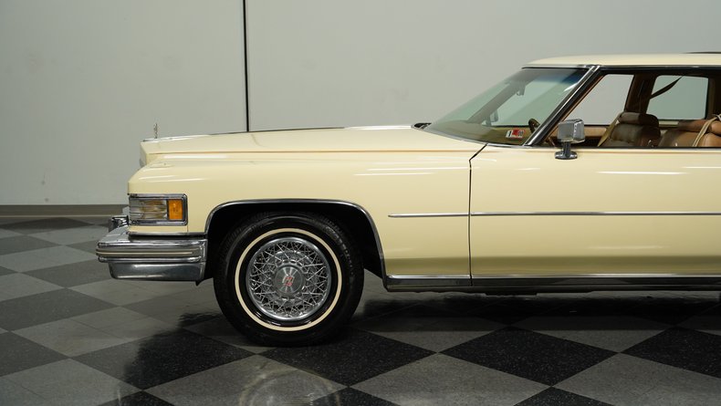 1976 Cadillac Coupe DeVille 19