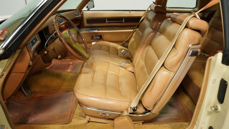 1976 Cadillac Coupe DeVille 4