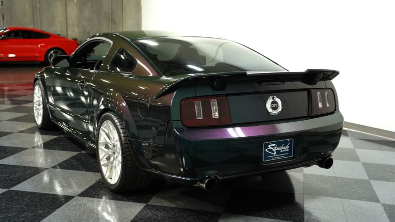 2005 Ford Mustang 7