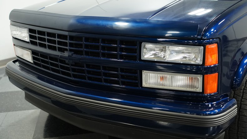 1993 Chevrolet Silverado C1500 Mark III 17