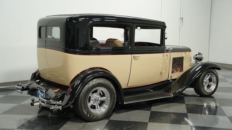 1931 Chevrolet Sedan 10